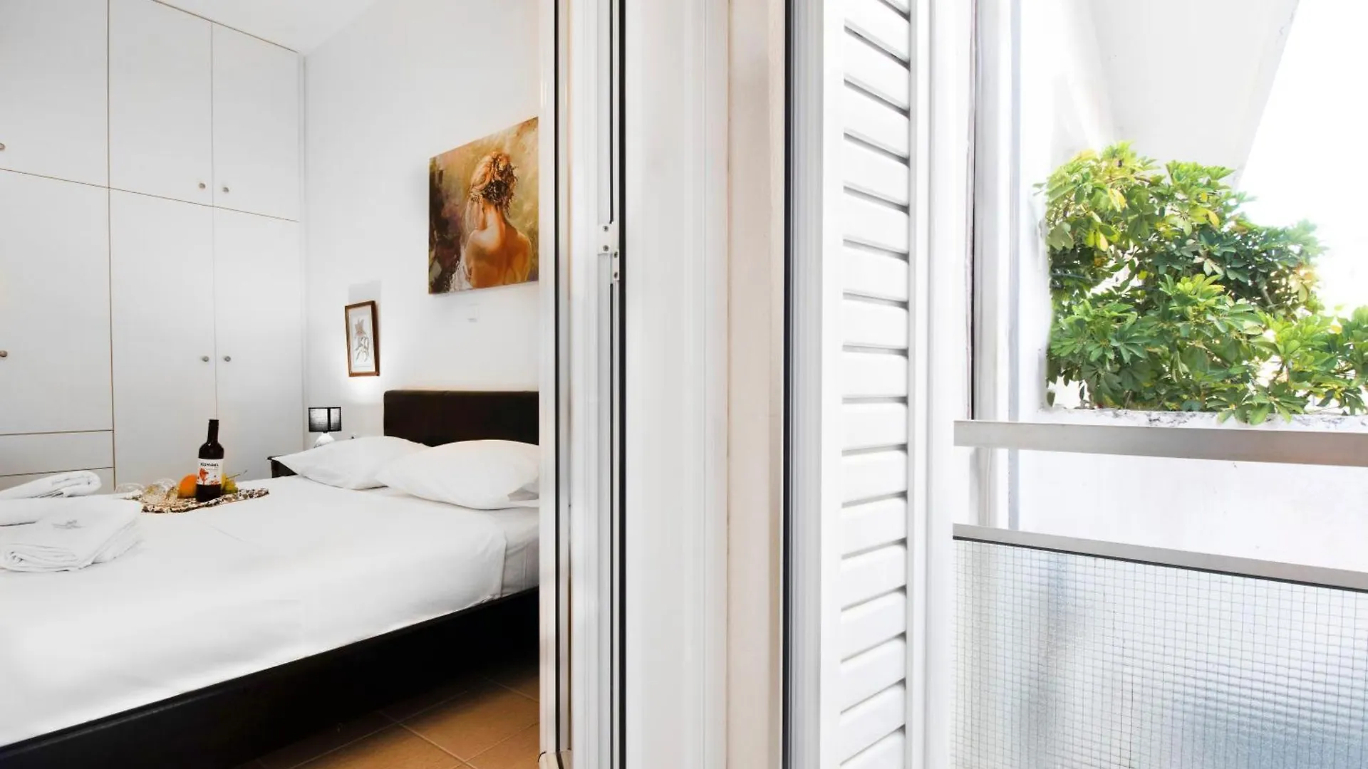 Local Apt Near City Lights 1 Apartment Heraklion  Greece