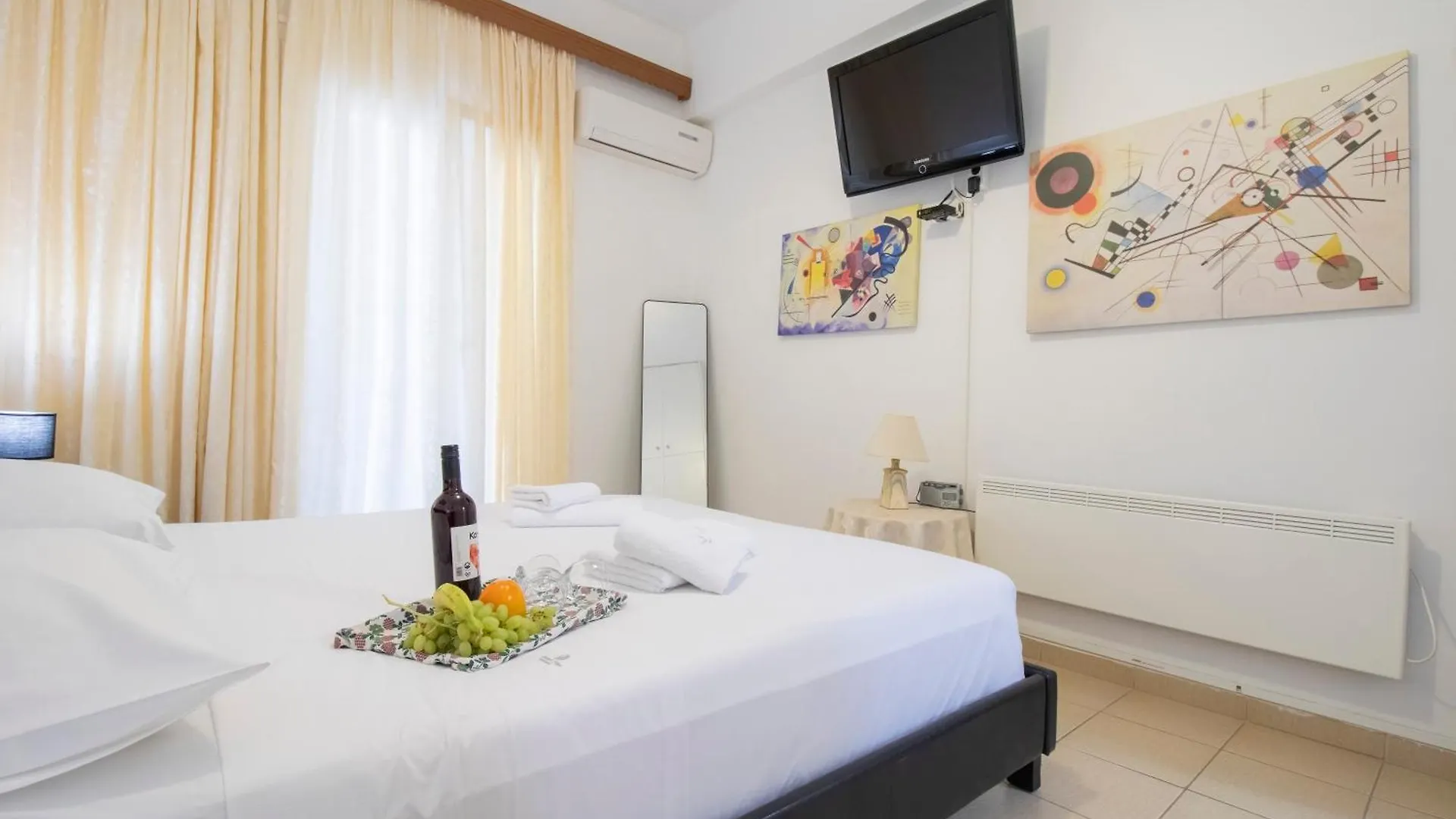 Local Apt Near City Lights 1 Apartment Heraklion  Greece